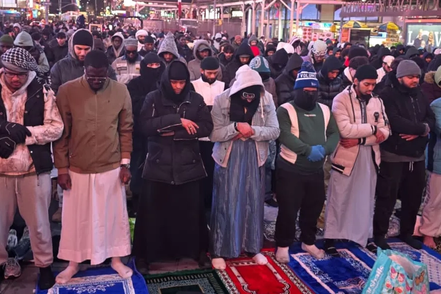 ABD Times Meydanı'nda teravih namazı