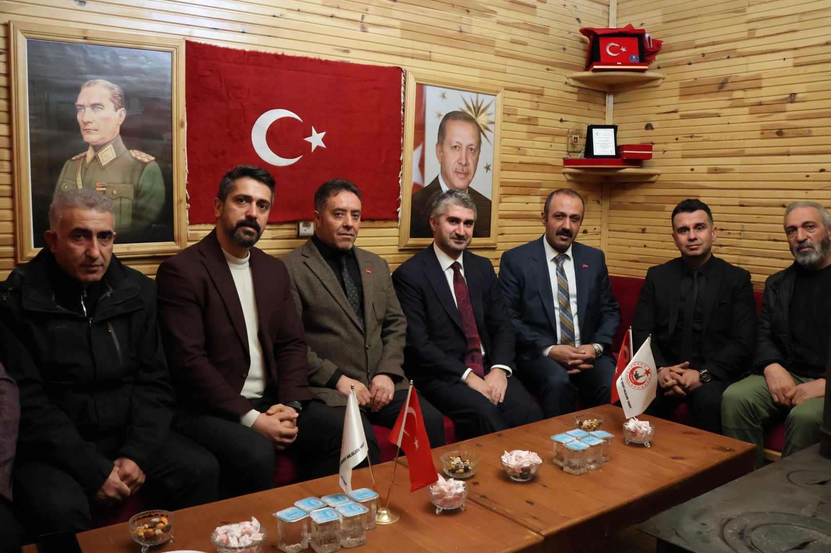 Bakan Yardımcısı Zafer Tarıkdaroğlu Erzurum’da şehit yakınları ve gazilerle buluştu