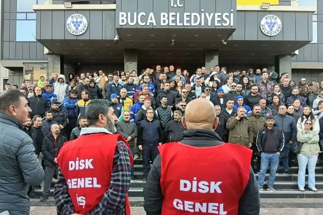 İzmir Buca Belediyesi'nde hizmetler durdu! İşçiler yine iş bıraktı