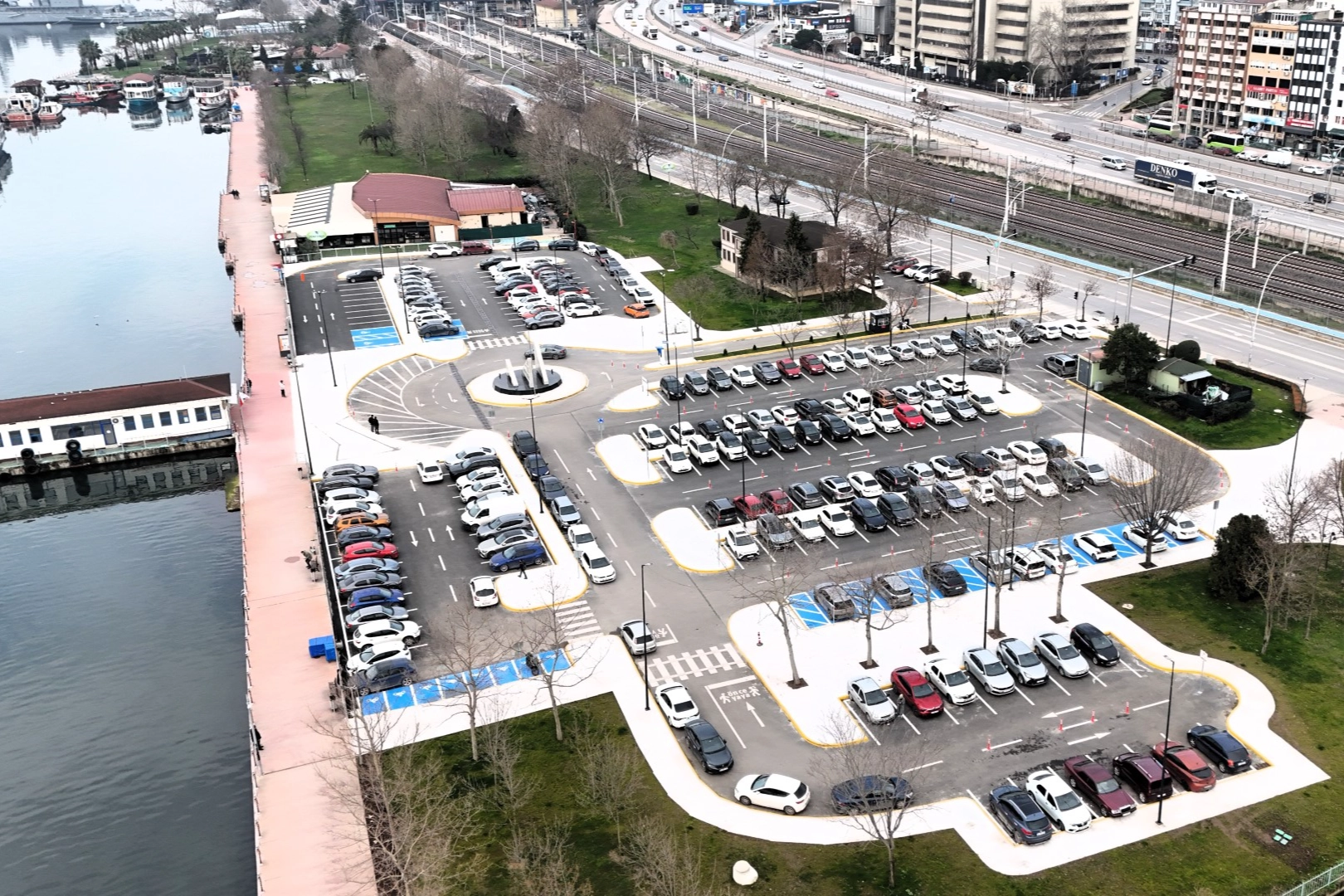 1 Mart Vapur İskelesi Otoparkı’na tam not