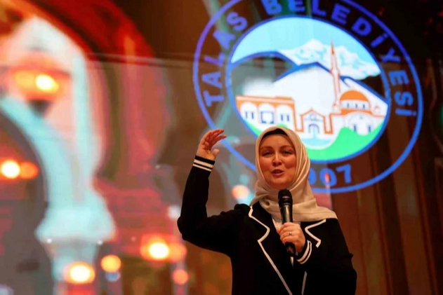 Kayseri Talas Hatice Kübra Tongar'ı ağırladı