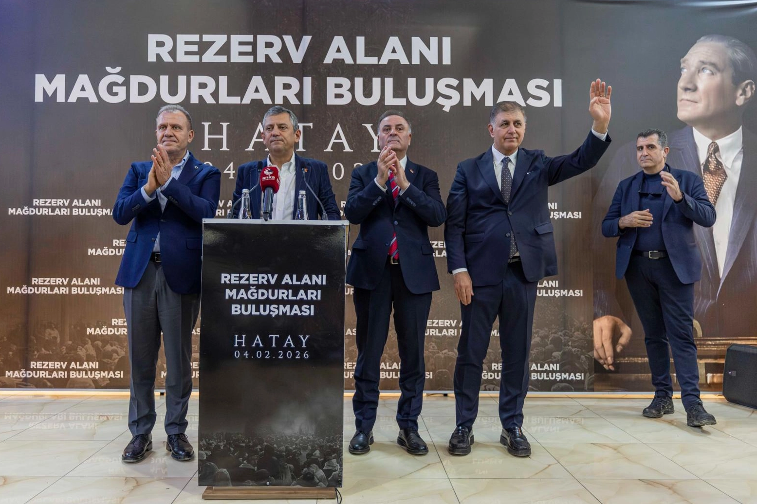 CHP'li başkanlar Hatay’da depremzedelerle buluştu