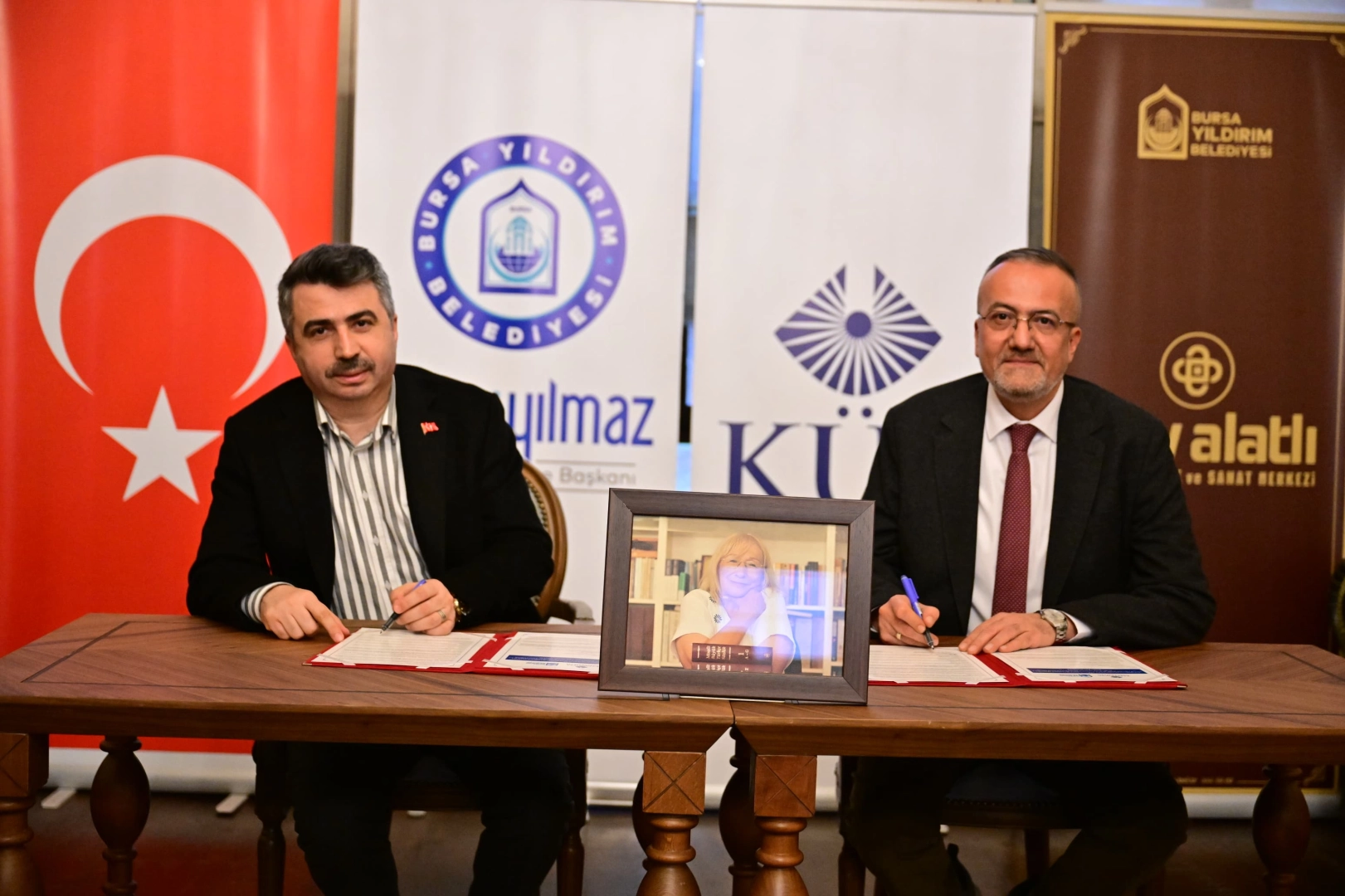 Bursa Yıldırım'dan Alev Alatlı'ya vefa