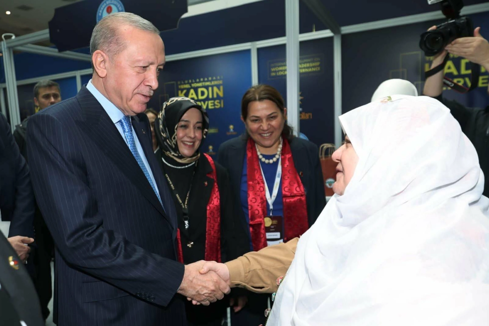Cumhurbaşkanı Erdoğan'dan Mihalgazi'ye hem destek, hem davet