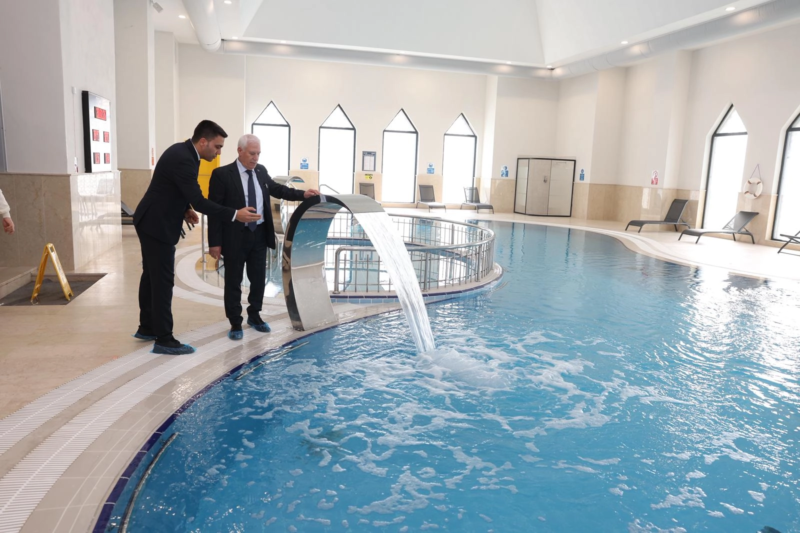 Bursa'ya önemli bir destinasyon daha... Gemlik Termal Tesisi hizmete girdi