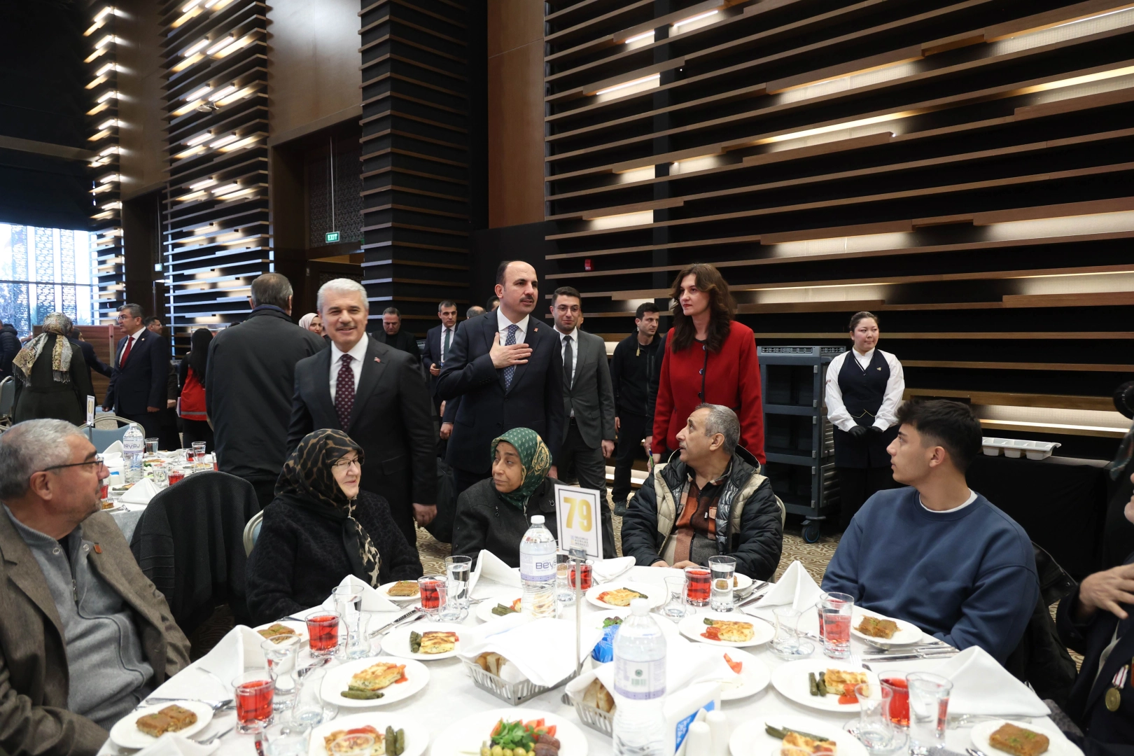 Konya’da “Büyük Aile Sofrası” iftarında şehit yakınları ve gaziler buluştu