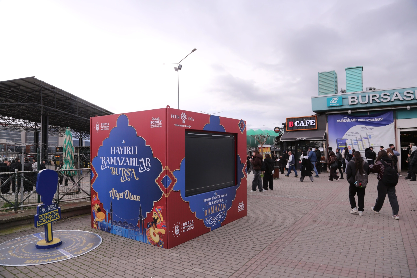 Bursa Büyükşehir iftara yetişemeyenlerin yanında olacak