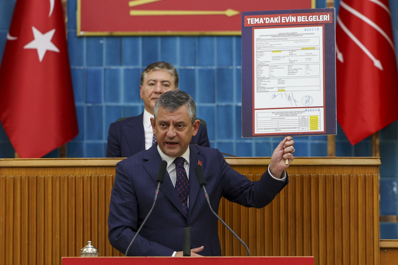 Özgür Özel'den sert eleştiriler... Erken seçim çağrısını yineledi