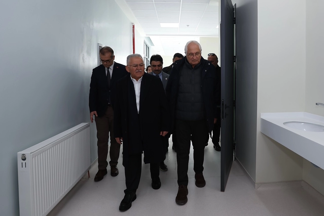 Türkiye Alzheimer Derneği'nden Başkan Büyükkılıç'a ziyaret