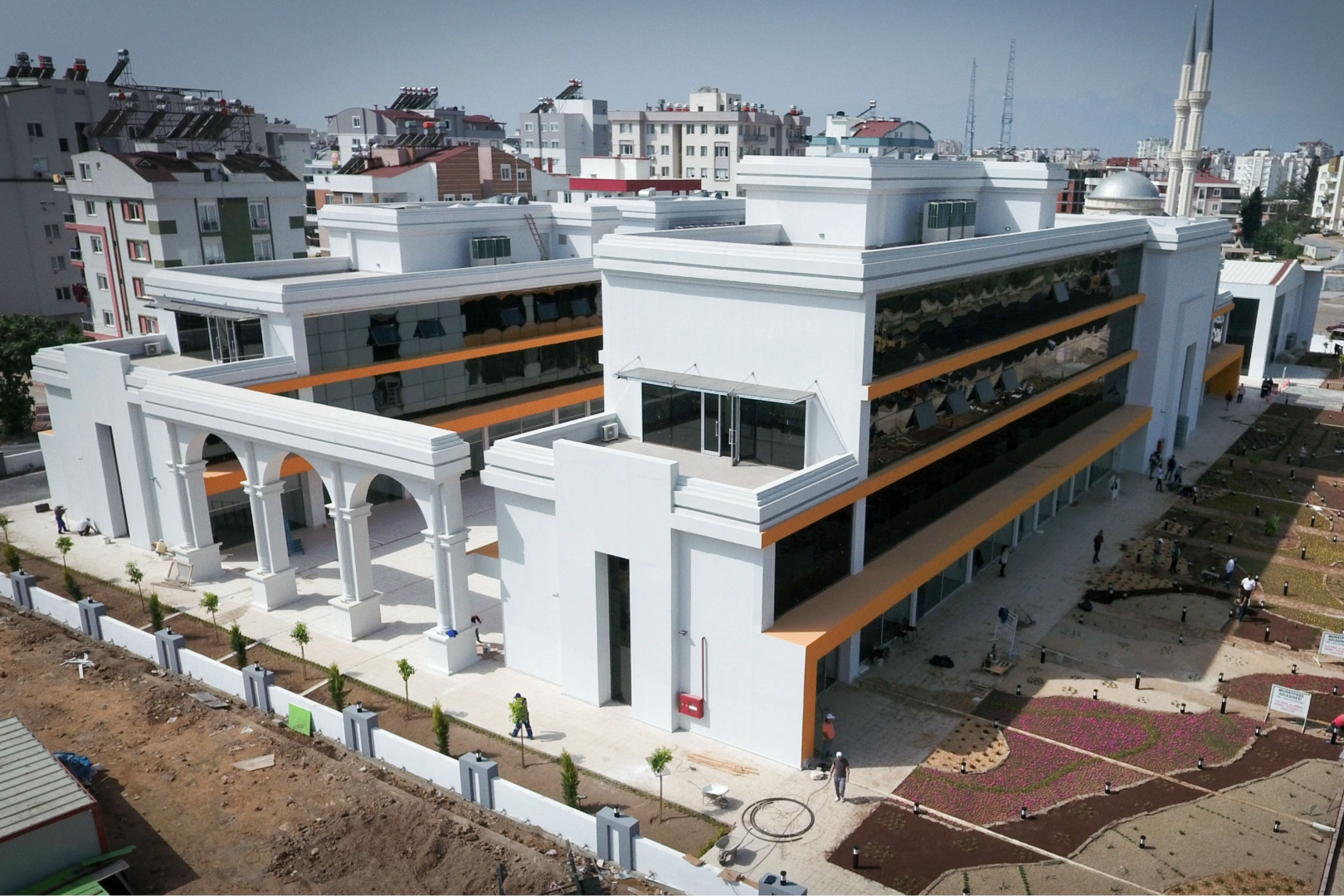 Antalya Muratpaşa’da gençler için yapay zeka ve görsel üretim eğitimi