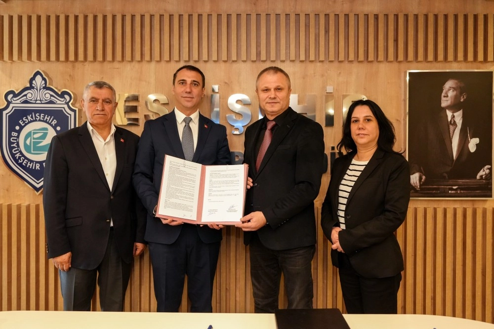 Eskişehir Büyükşehir Belediyesi Beylikova’ya modern selektör tesisi kuruyor