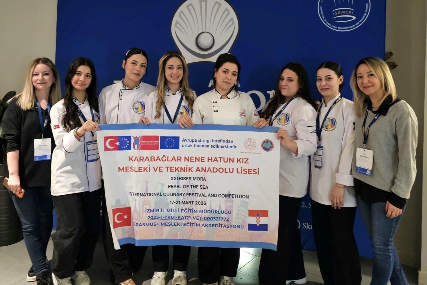 İzmirli öğrenciler Türk mutfağını uluslararası platformda tanıttı