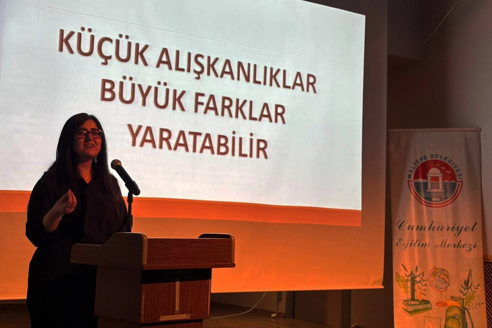 Maltepe'de “akran iletişimi ve zorbalık' semineri