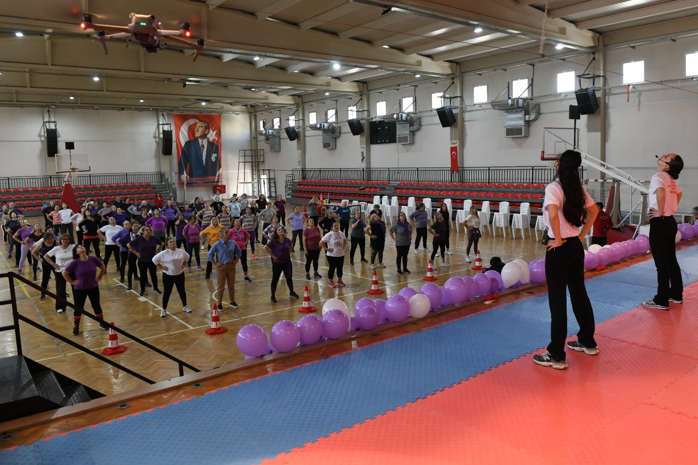 Çiğli’de 8 Mart ruhu: Kadınlar sanatla, sporla ve yürüyüşle buluştu