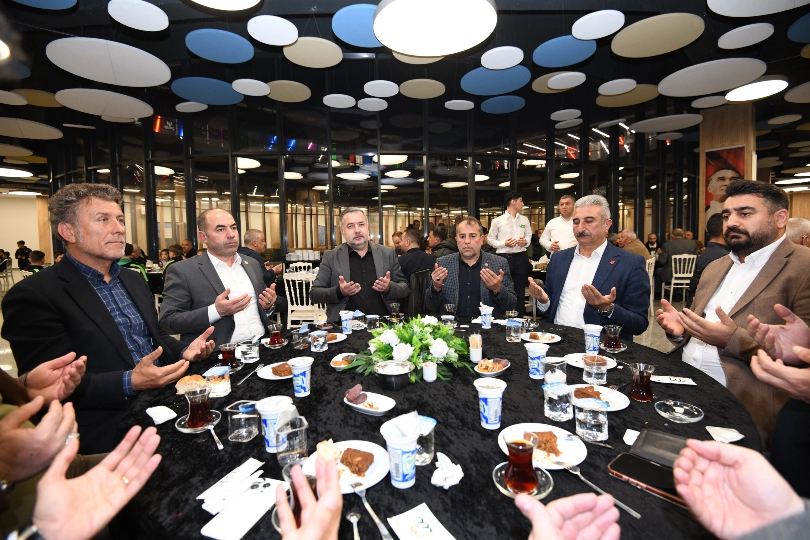 Bursa Osmangazi’de spor camiası iftar sofrasında buluştu