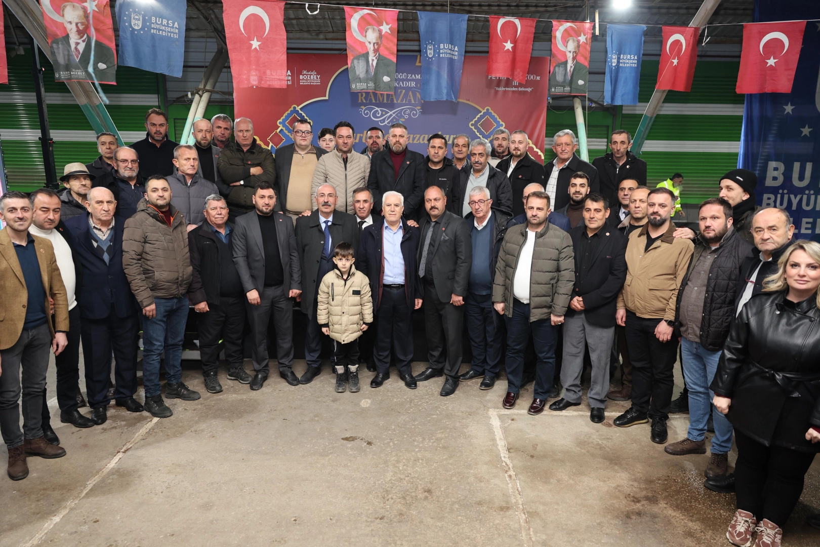 Bursa'da Başkan Bozbey İzniklilerle buluştu