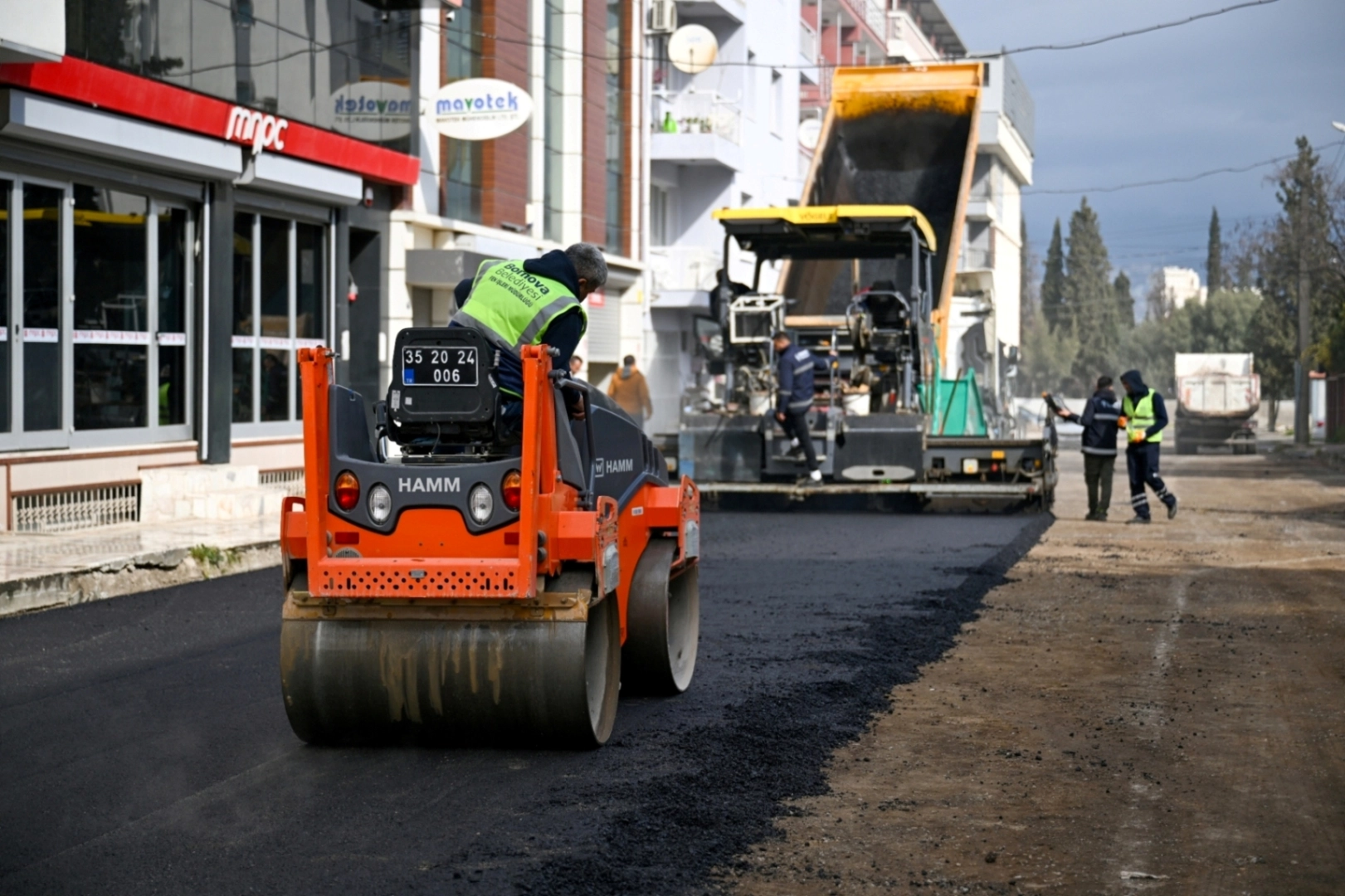  İzmir Bornova’da yol seferberliği