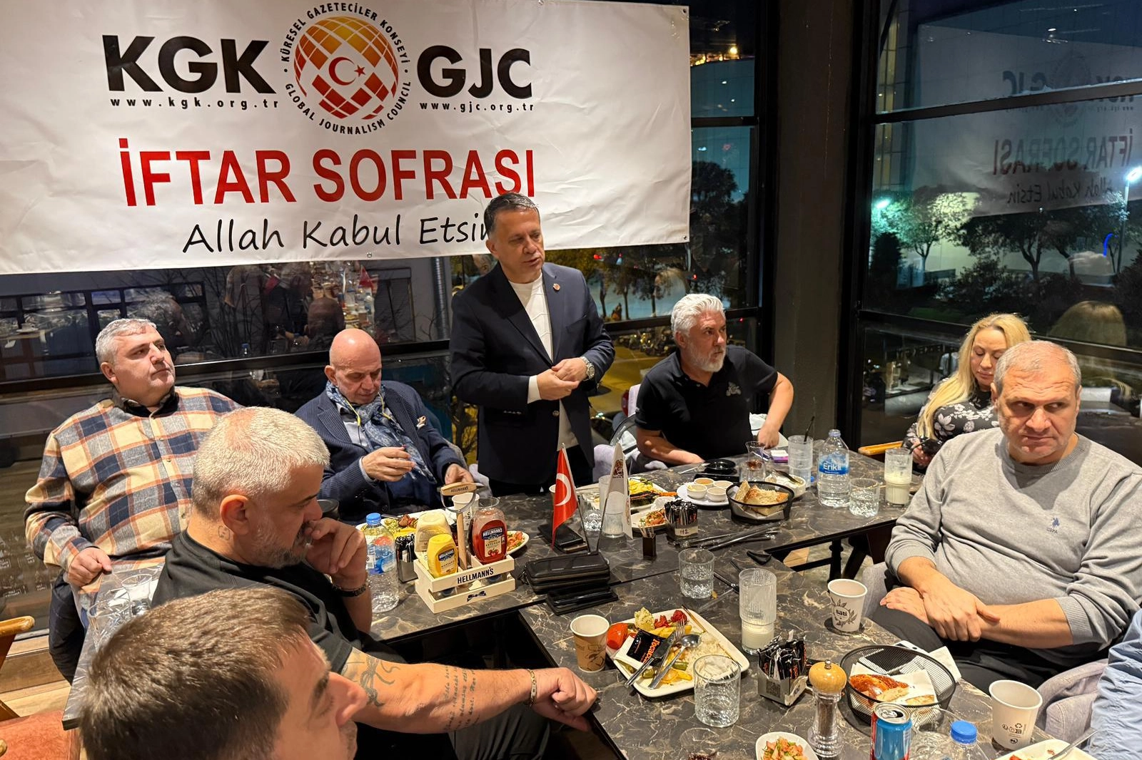 KGK ailesi İstanbul'da iftarda buluştu