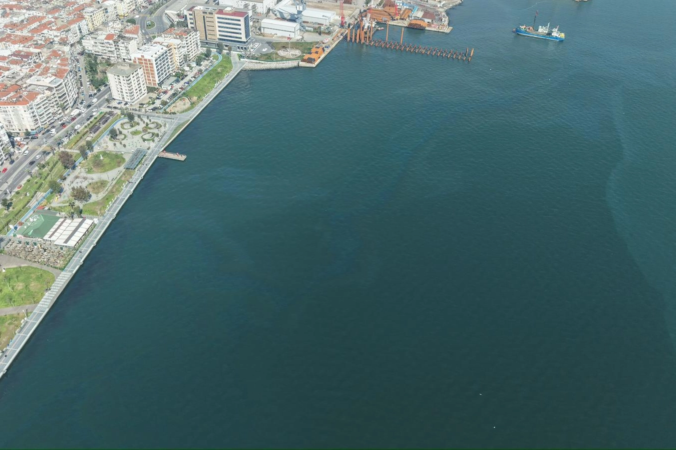 İzmir'de körfez kirliliğine yeni adım... Gemilerin atıkları 24 saat izlenecek