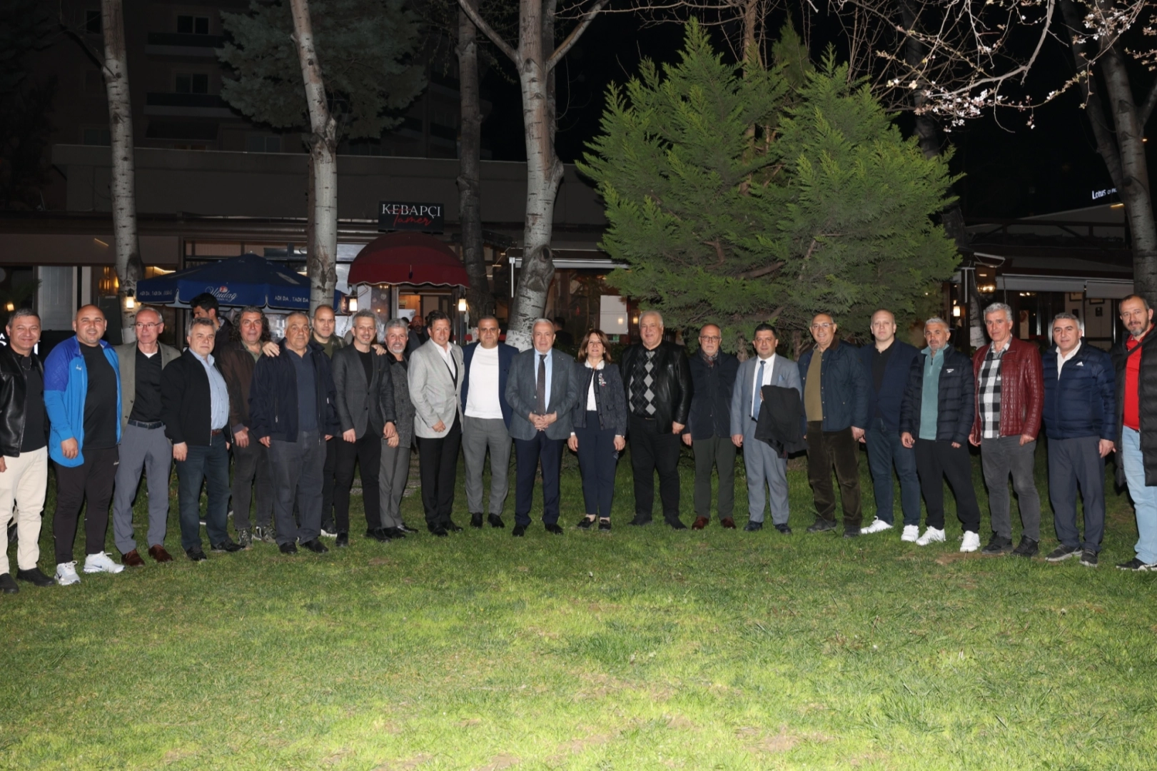 Bursa Nilüfer'de Başkan Özdemir'den amatör spor kulüpleri buluşması