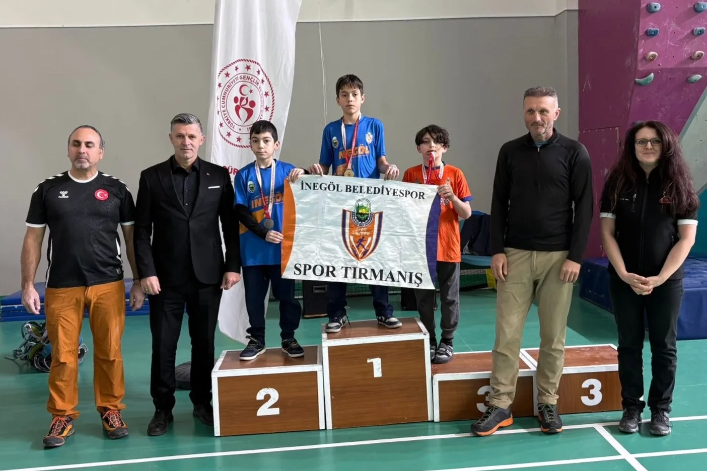 İnegöl Belediyespor spor tırmanışta rakipsiz