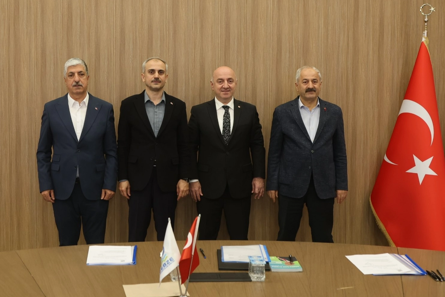 Gebze Belediyeler Birliği Başkanı Çayırova'ya emanet