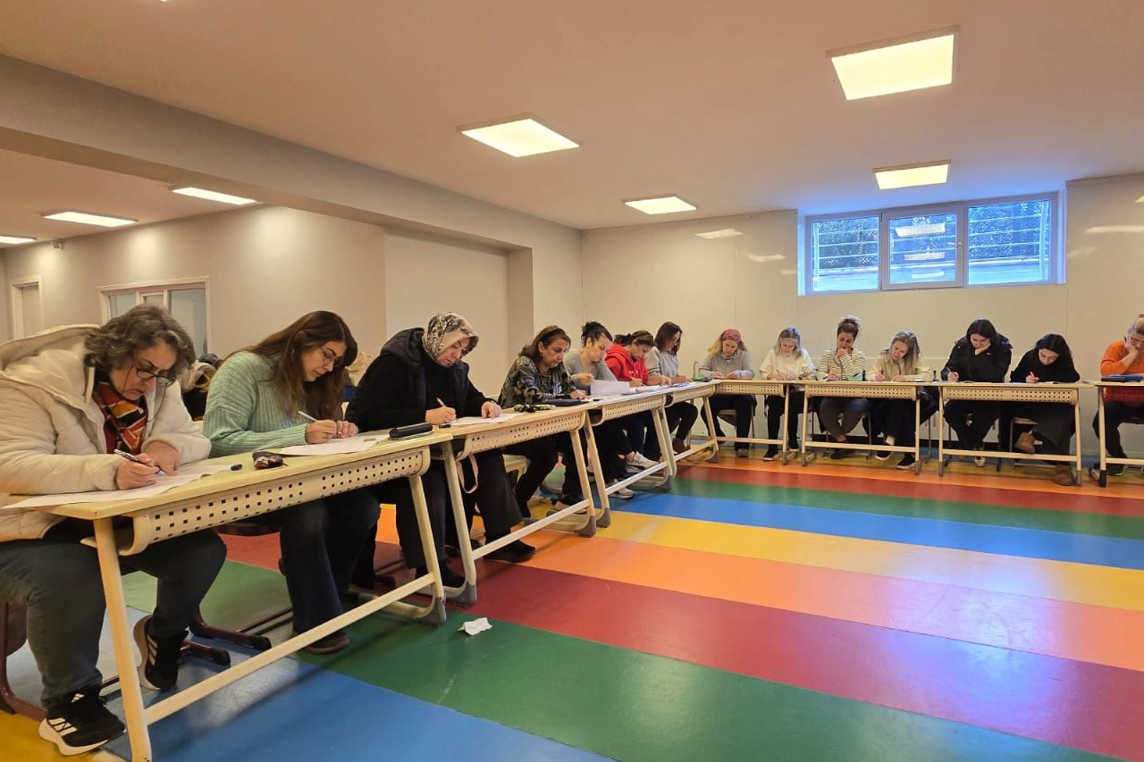 İstanbul Maltepe'de İngilizce kursları tamamlandı