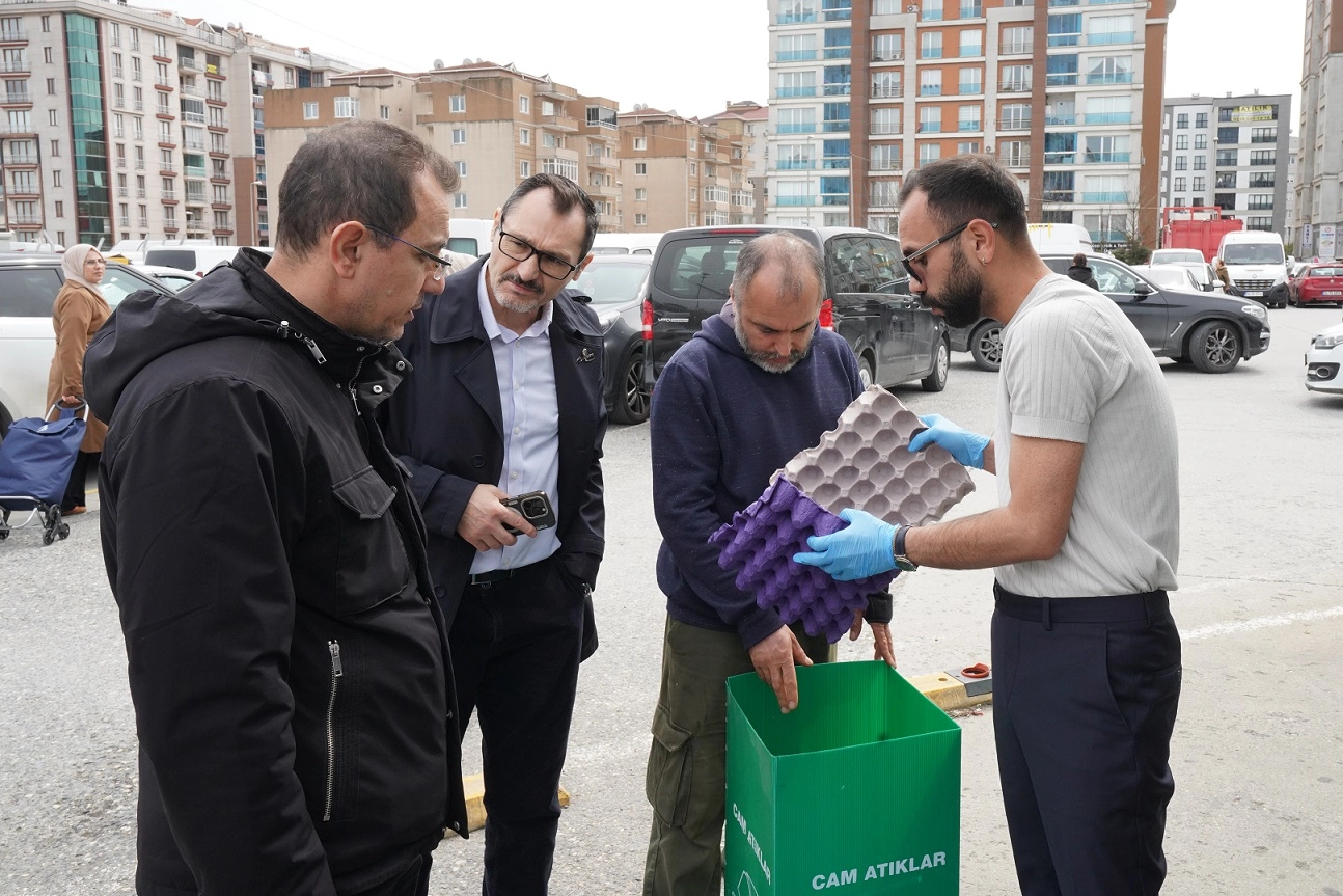 İstanbul Beylikdüzü’nde atıklar “Kart B” ile kazanca dönüşüyor