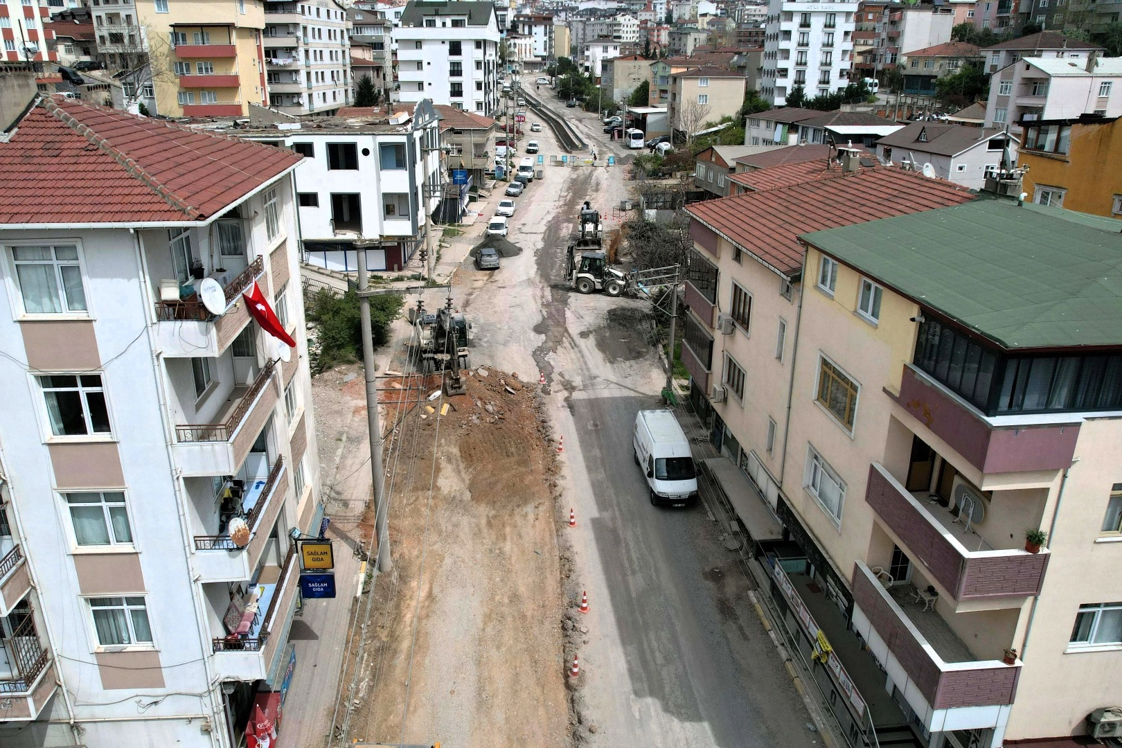 Kocaeli Büyükşehir’den Çayırova’ya prestij dokunuşu