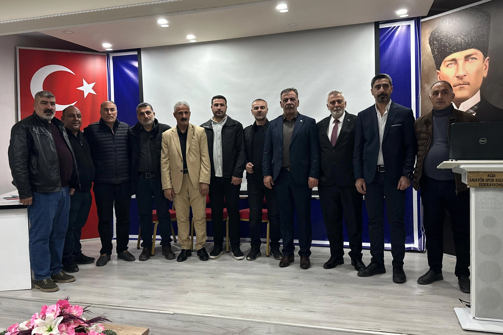 Ağrı Sanayi Sitesi Esnaf ve Sanatkârlar Birliği Derneği seçimlerinde Hayati Bekis başkan seçildi