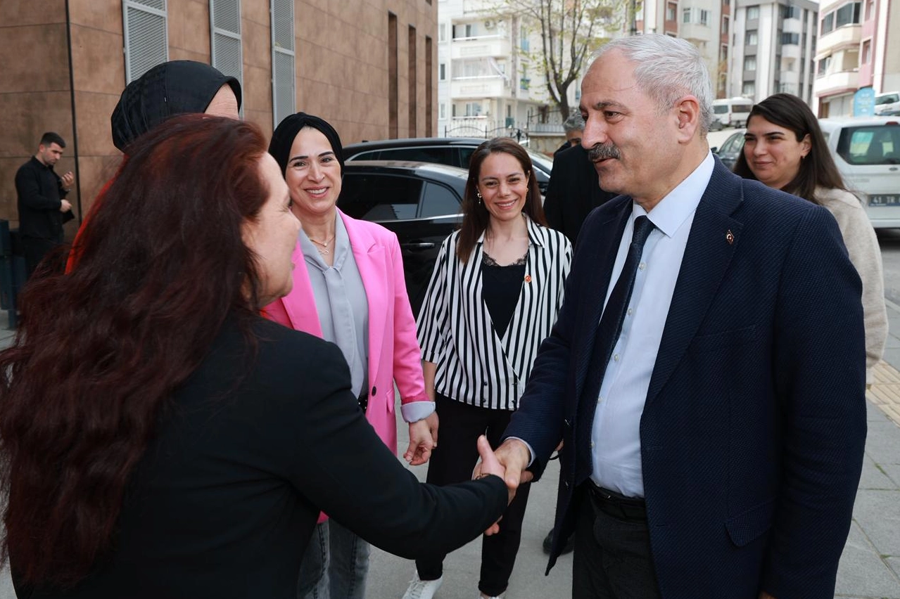Gebze Belediyesi kadın muhtarları ağırladı