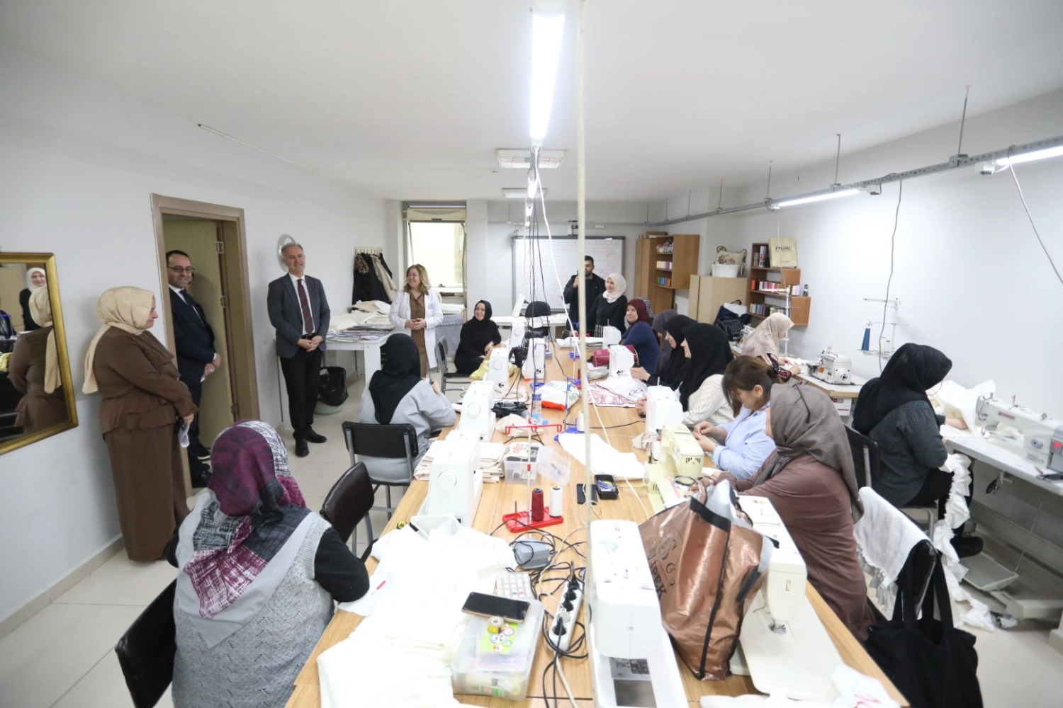 Bursa İnegöl'de Başkan Taban’dan İnesmek kursiyerlerine ziyaret