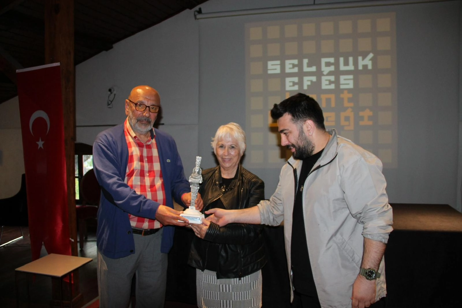 Fotoğrafçılığın 200. yılı Selçuk Efes Kent Belleği’nde kutlanıyor
