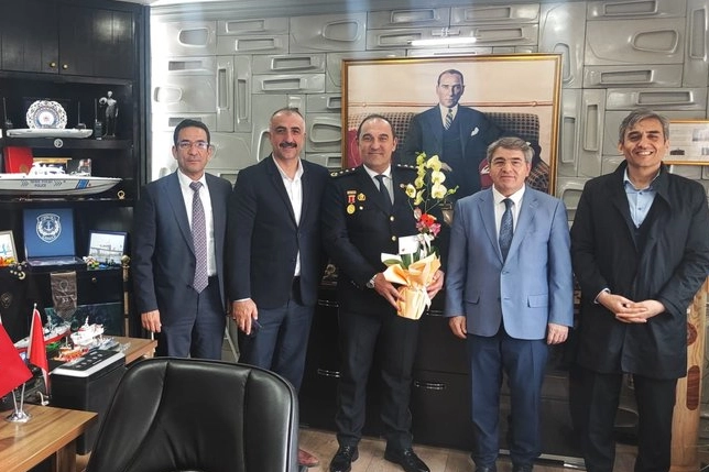 Mudanya’da eğitimcilerden 'emniyet'e nezaket