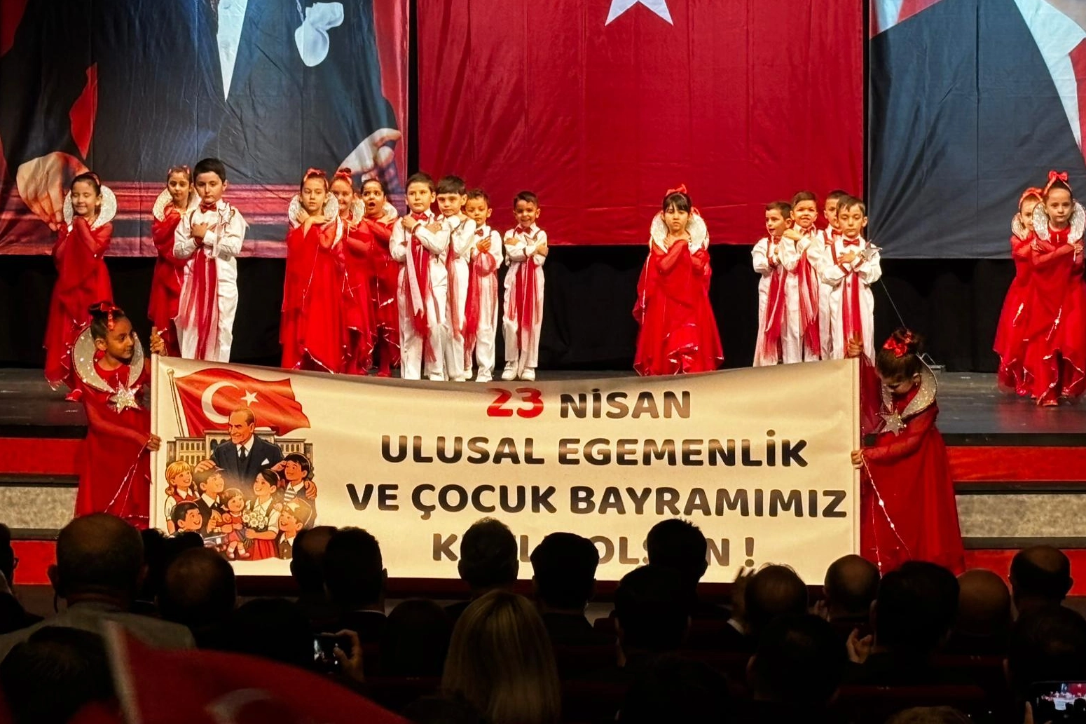Bursa’da 23 Nisan coşkusu