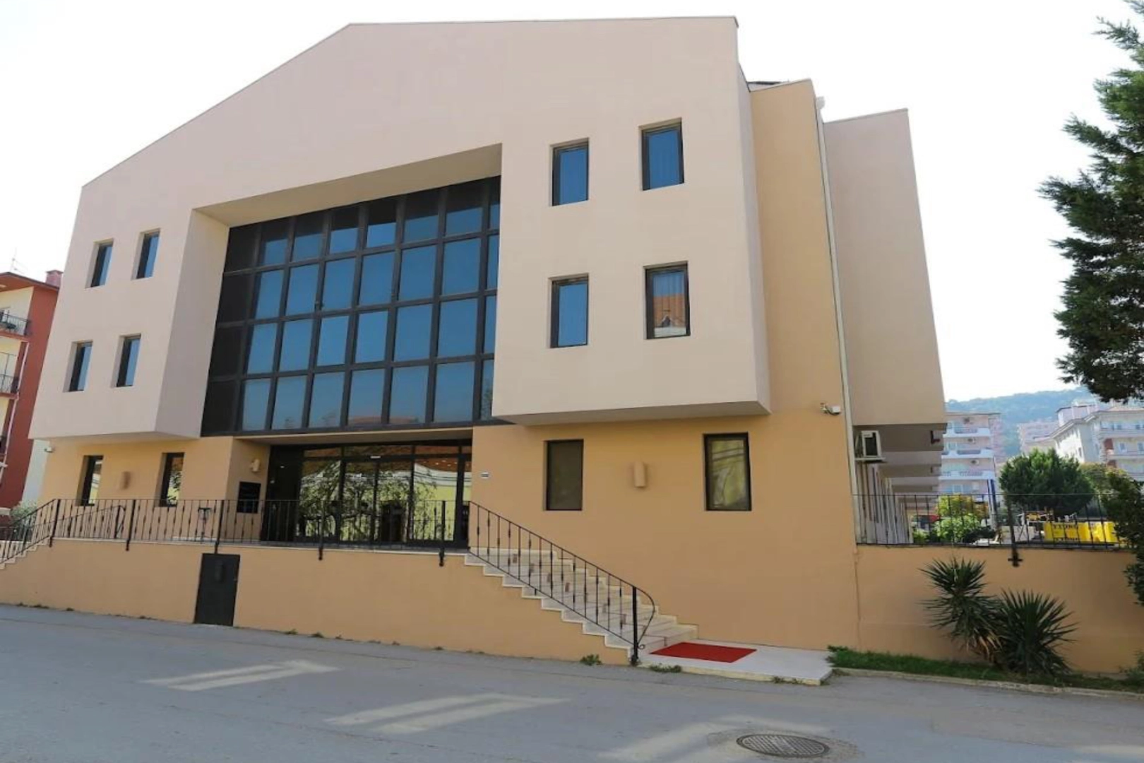 Mudanya'da 11 yıllık kira krizi gün yüzüne çıktı! Montania belgeleriyle savundu
