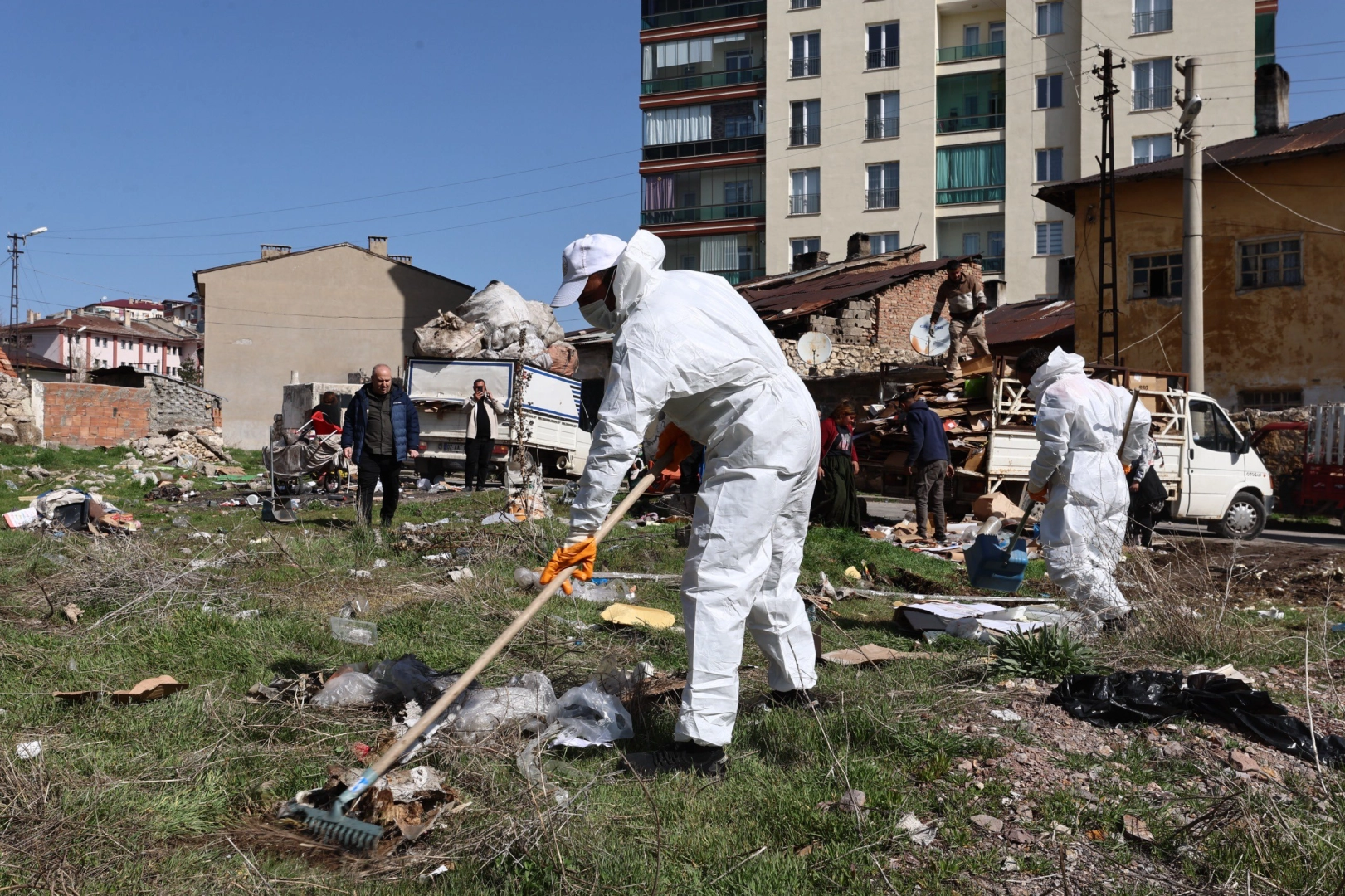 Sivas’ta izinsiz atık alanlarına müdahale