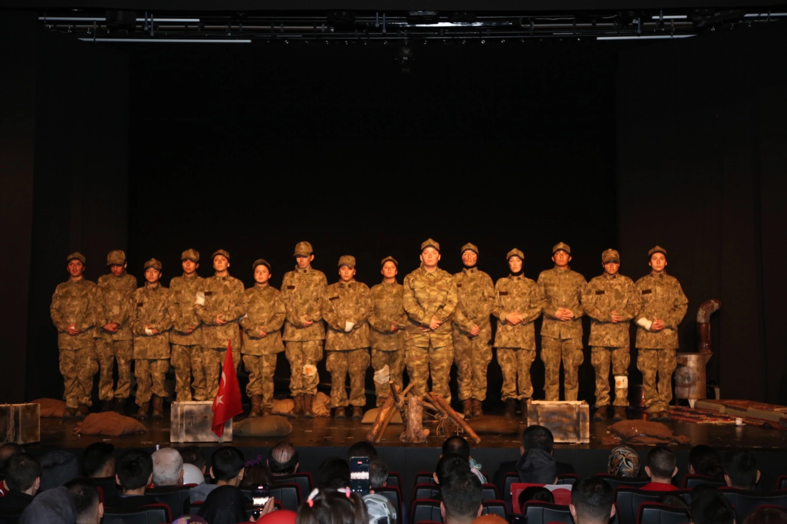 Erzurum’da Çanakkale ruhu sahneye taşındı