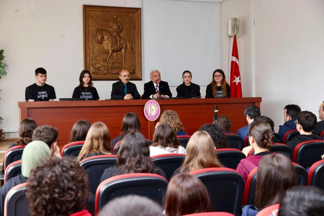 Başkan Güler, Ordu Lisesi’nde gençlerle buluştu