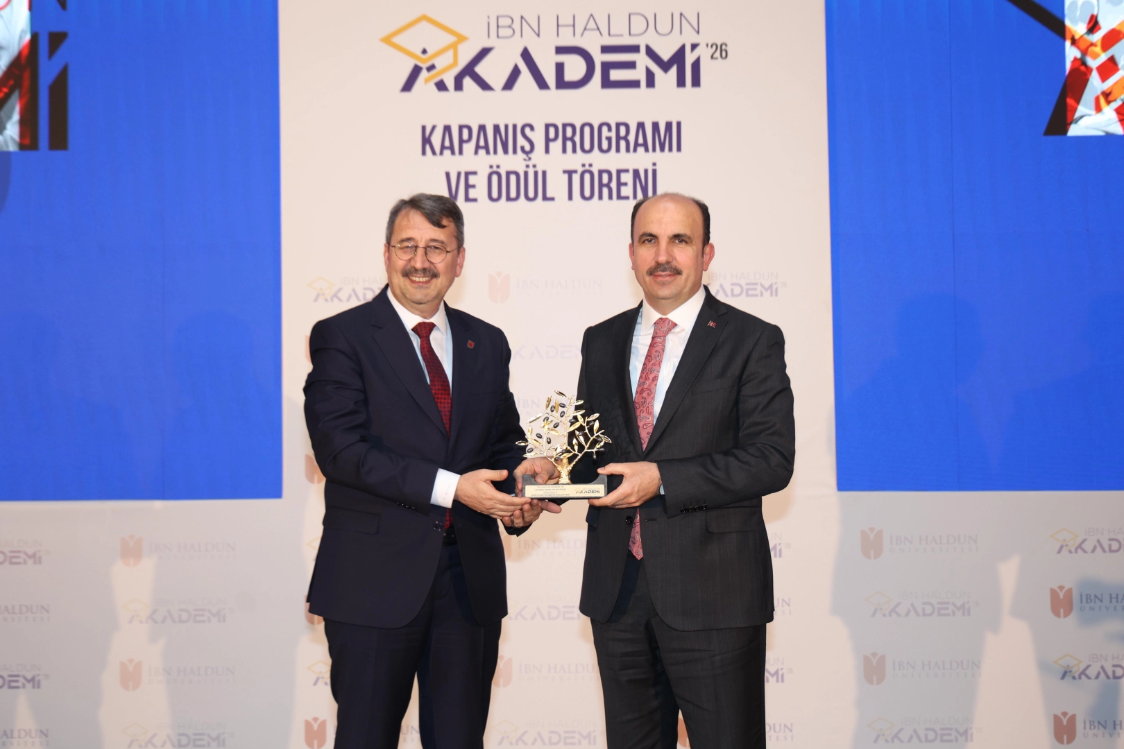 Konya’nın gençlik projelerine İbn Haldun Akademi ödülü