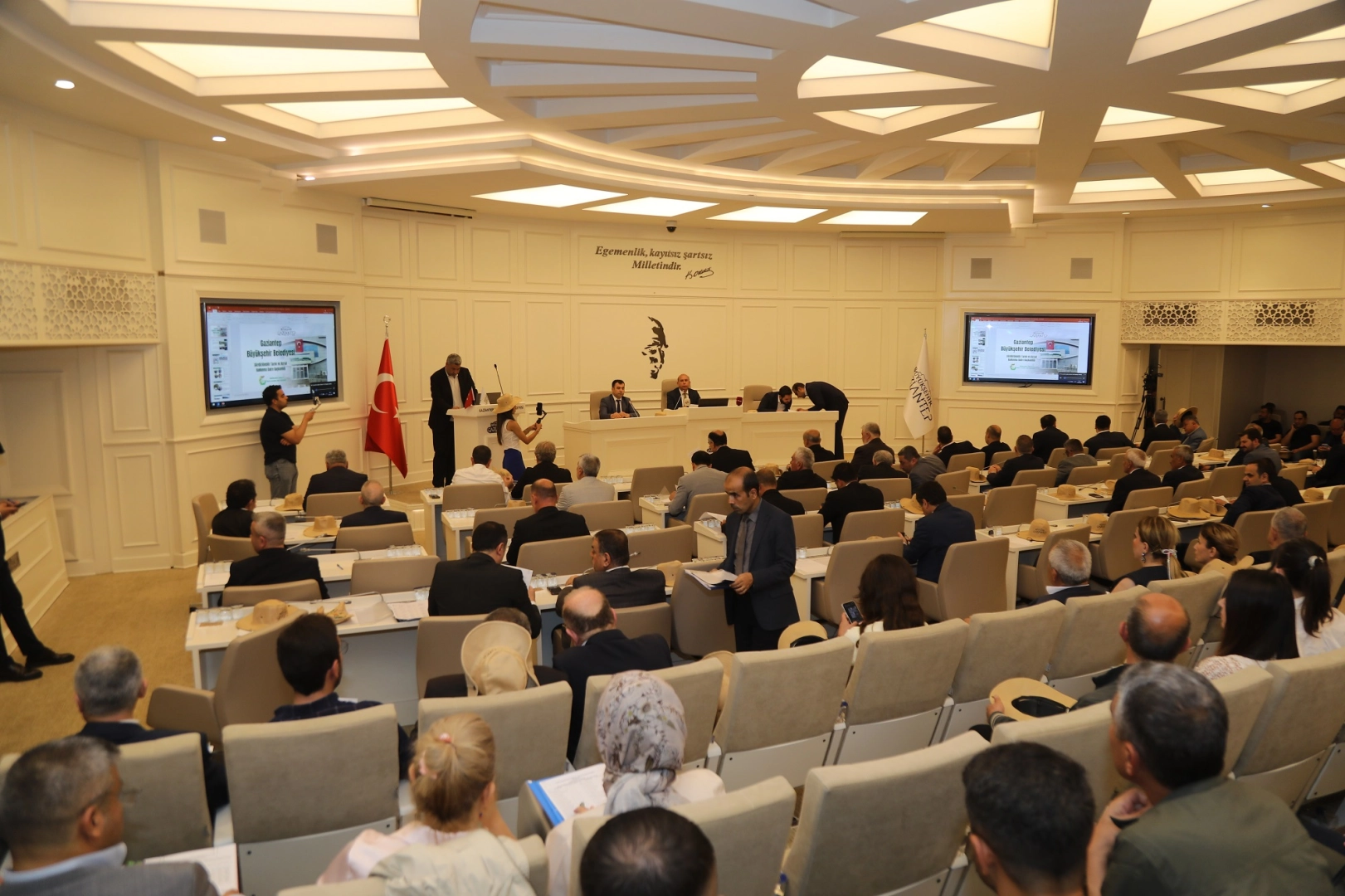 Gaziantep’te çiftçilere destek ve su indirimi