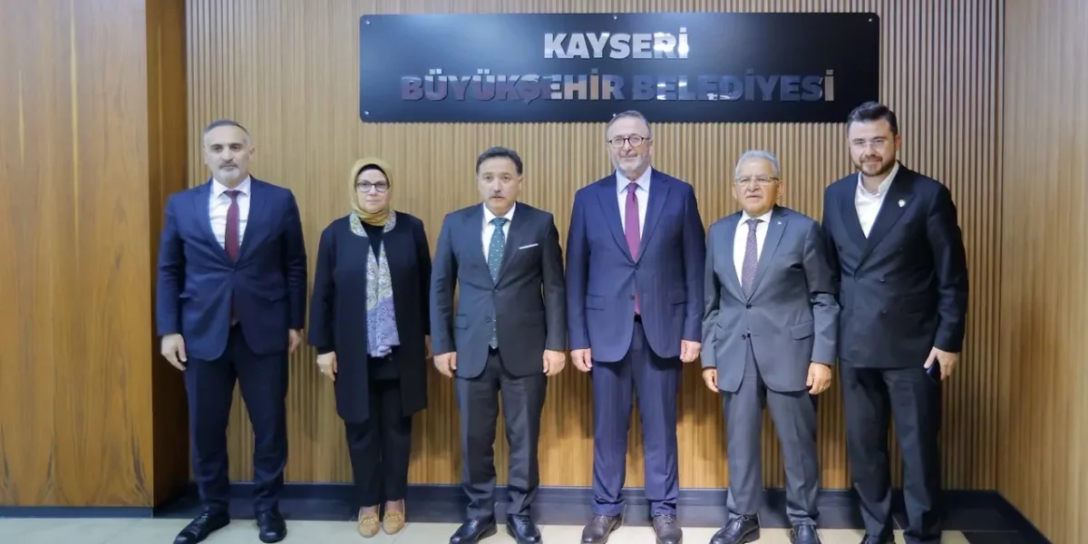 Kültür Bakan Yardımcısı'ndan Başkan Büyükkılıç'a övgü