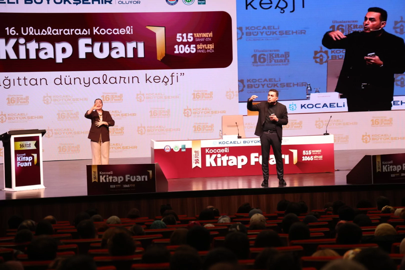Budak, Kocaeli’de okurları ile buluştu