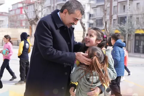 Bakan Tekin’den 11 Ekim Dünya Kız Çocukları Günü mesajı